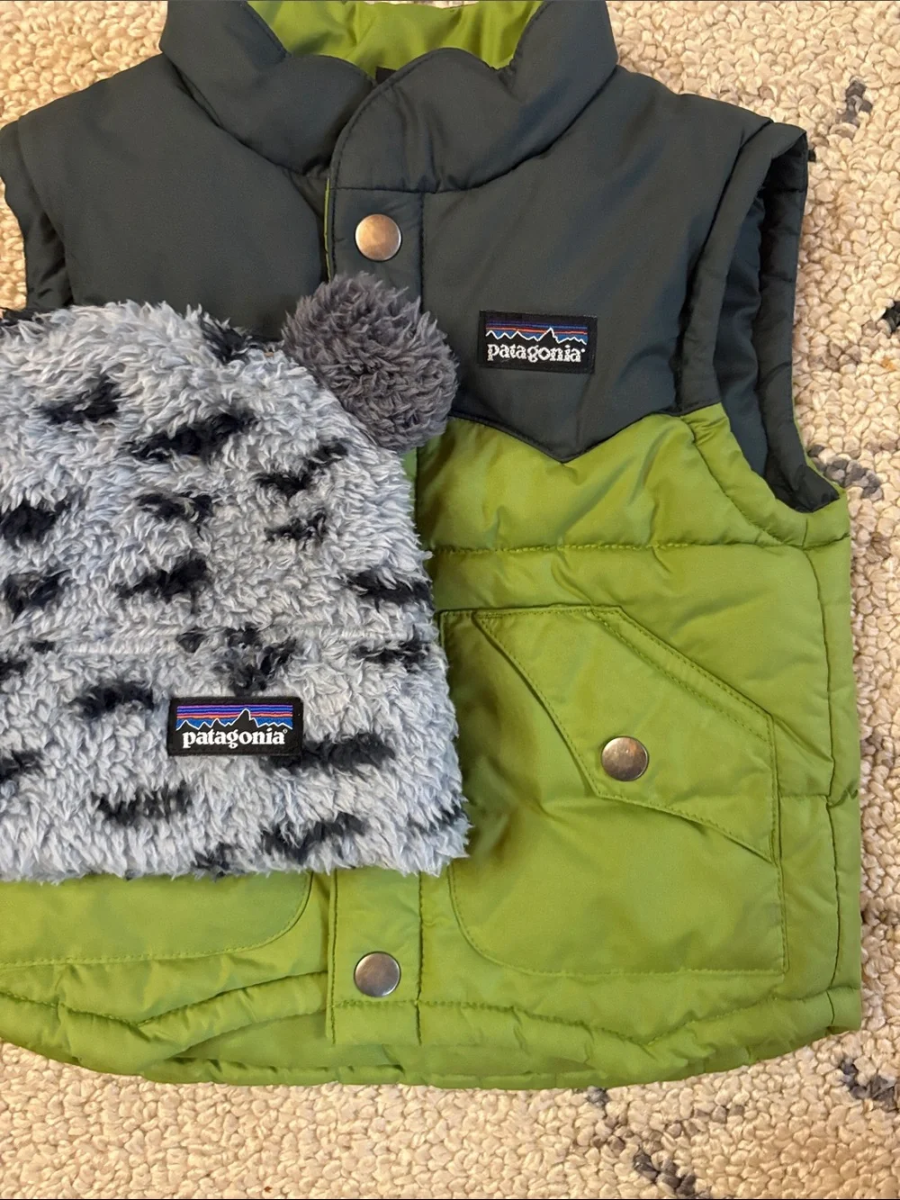 Patagonia Kids Green and Black Puffer Vest with Fuzzy Bear Beanie 12/18m